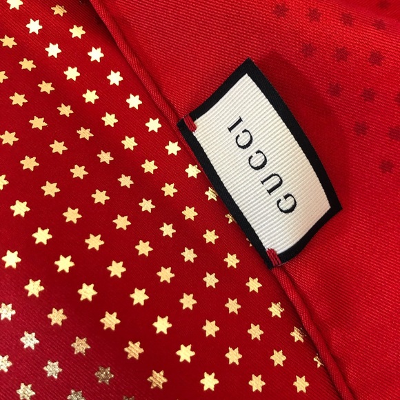 Gucci Red Silk Scarf with Gold Star Print and “GUCCY” Logo - Picture 5 of 10